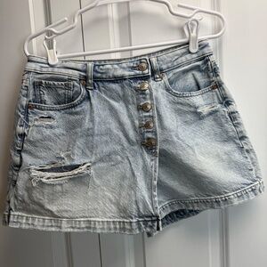 American Eagle light wash mini denim skort size 6